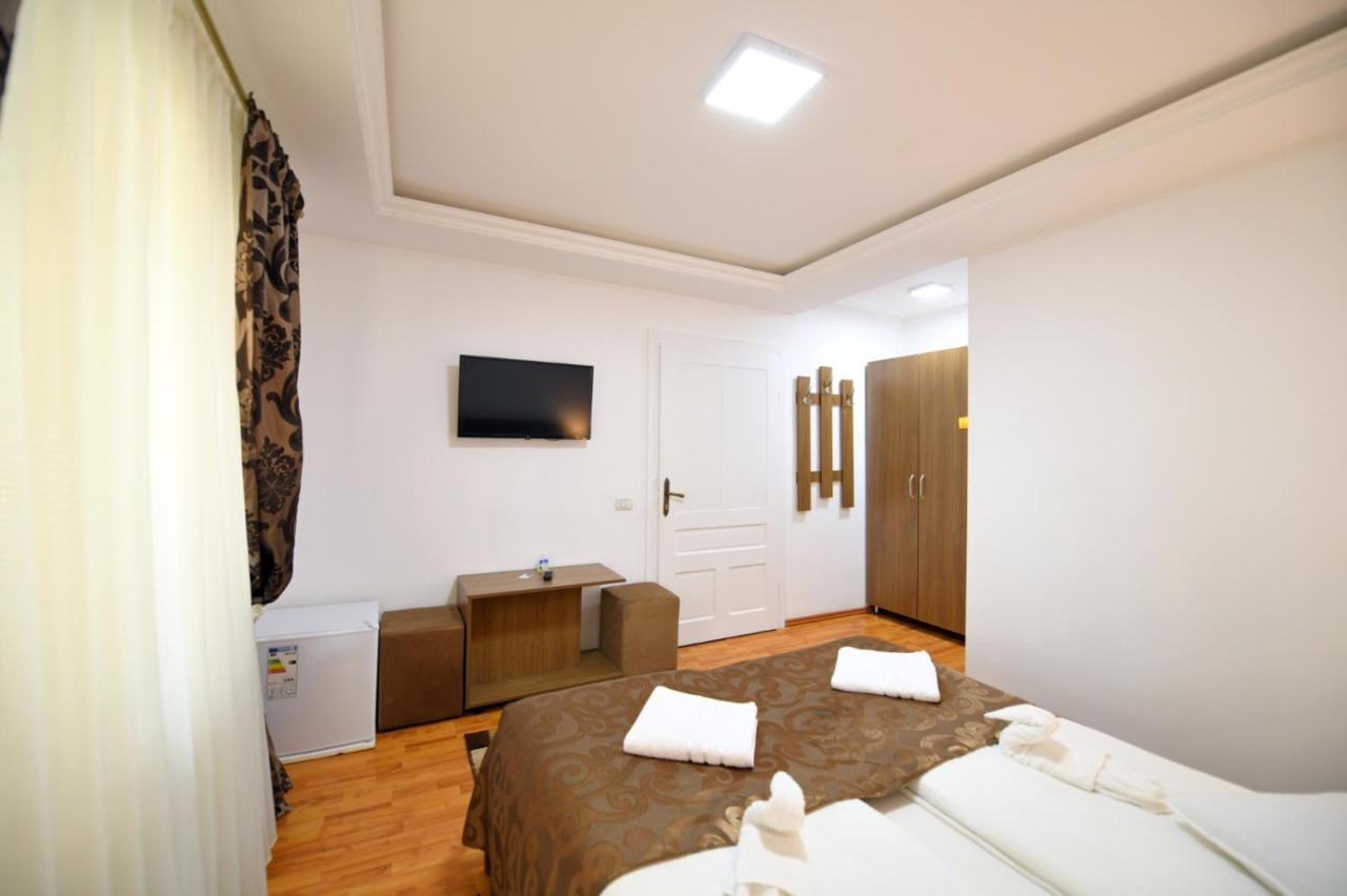 Casa Mirandre Apartment Hateg Exterior photo