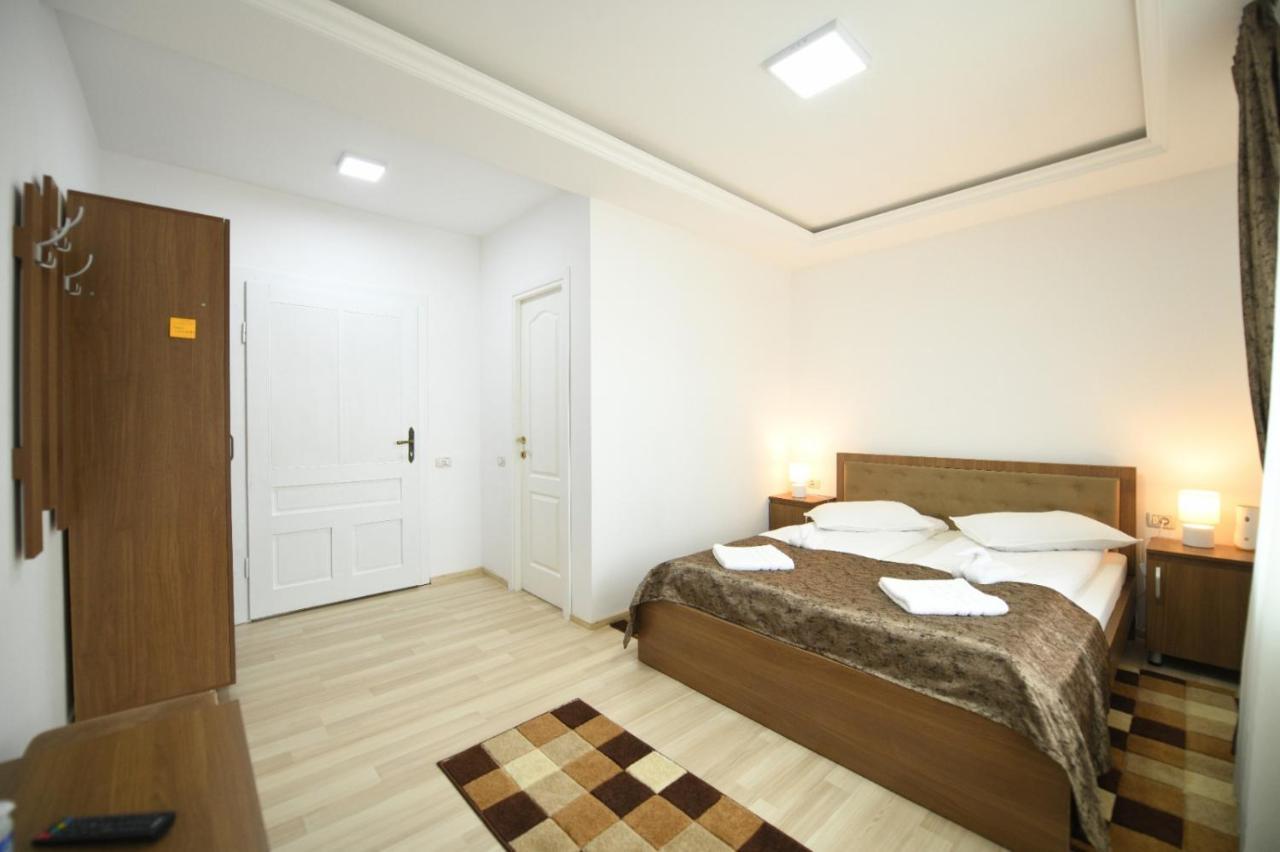Casa Mirandre Apartment Hateg Exterior photo