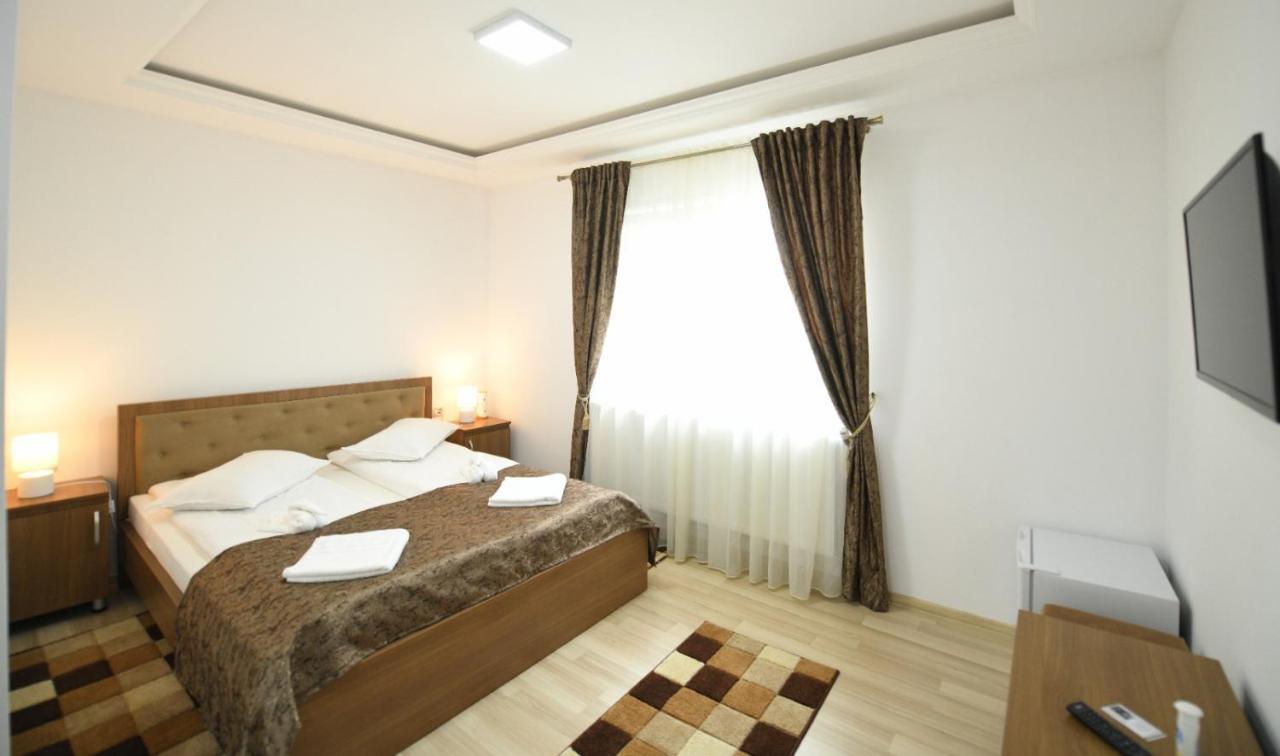 Casa Mirandre Apartment Hateg Exterior photo