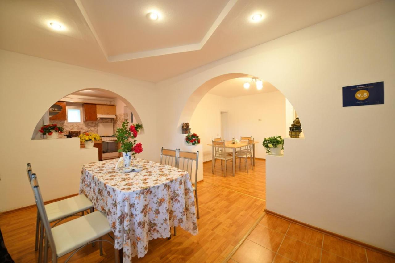 Casa Mirandre Apartment Hateg Exterior photo